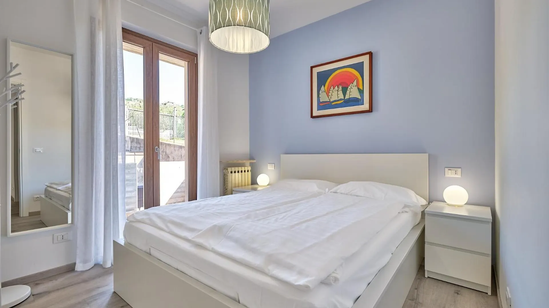 Vela Bianca Home Garda Olaszország